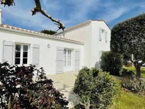 Maisons de vacances Maison Noirmoutier-en-l'Ile, 5 pieces, 8 personnes - FR-1-224B-157 : photos des chambres