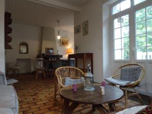 Maisons de vacances Maison Noirmoutier-en-l'Ile, 5 pieces, 8 personnes - FR-1-224B-162 : photos des chambres