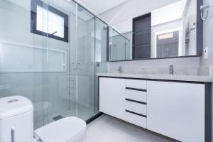 Adra 102 - Apartamento com 3 quartos - Centro de Bombinhas