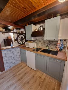 Studio apartment Bertolina, 50m from sea