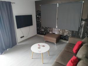 Modern Suite, XL balcony, parking