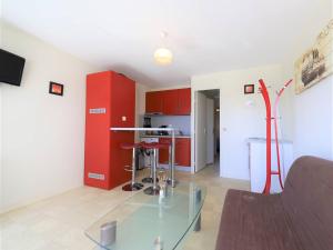 Beau 2 pièces pour 5 pers. avec parking, piscine et loggia, à 400m de la plage à Palavas - FR-1-559-14