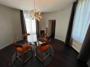 B&B / Chambres d'hotes Le Petit Chateau : photos des chambres