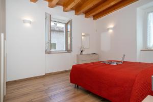 CASA ROSSA - Regarda Travel