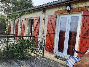 Le Petit Chalet du Hérisson- Gîte et Week-ends - Panorama Unique sur les Pyrénées !!!
