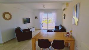 Nissi 3 Privileges Apt