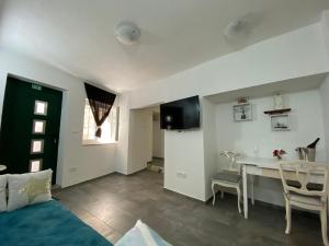 Apartment Papalina city center