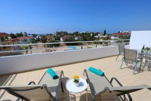 Nissi 3 Amazing Sea View Apartment - 4hvězdičkové hotely ve městě Ayia Napa