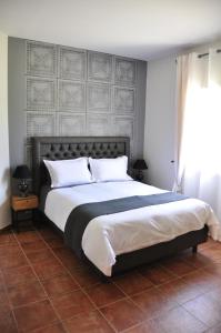 B&B / Chambres d'hotes Le Jardin des Amandiers : photos des chambres