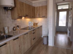 SANS SOUCI’ Bed by the Sea