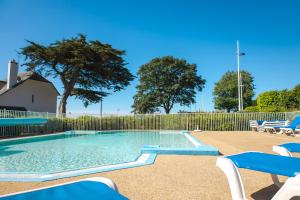 Appartements Le Petit Fort - Duplex avec Piscine : photos des chambres