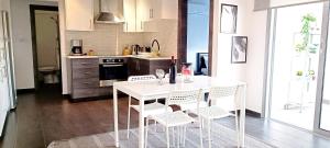 Dezo Luxury town Apartment