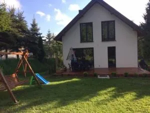 Wakacyjny dom na Kaszubach ,jeziora i lasy. - Liniewo