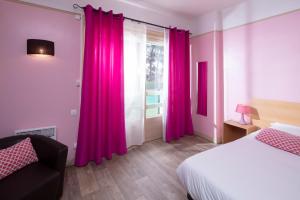 Hotels Hotel Les Rocailles : photos des chambres