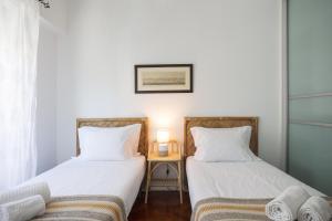 Charming TM Flat by the Ocean with a View