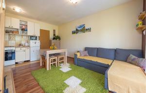 Lovely Home In Kunovac Kupirovacki