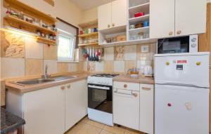 Lovely Home In Kunovac Kupirovacki