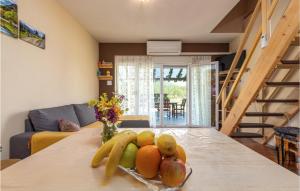 Lovely Home In Kunovac Kupirovacki