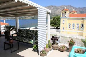 Asteri Apartments Mytikas 2-Bedroom Penthouse 360 Views