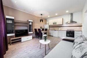 Village apartments Mimi