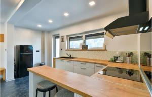 Beautiful Home In Sveti Martin Na Muri