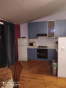 Apartments Jakovljević