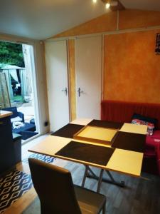 Campings Mobil home bungalow 6 personnes villeneuve loubet plage marina baie des anges : photos des chambres