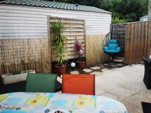 Campings Mobil home bungalow 6 personnes villeneuve loubet plage marina baie des anges : photos des chambres