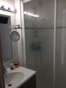 T3 FRONT DE MER LACANAU OCEAN - 22m2 TERRASSE -2 PISCINES -WIFI-PARKING