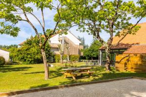 Hotels greet hotel restaurant Angouleme Ouest : photos des chambres