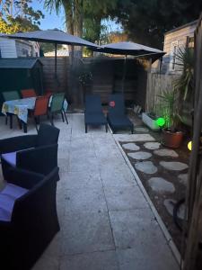 Campings Mobil home bungalow 6 personnes villeneuve loubet plage marina baie des anges : photos des chambres