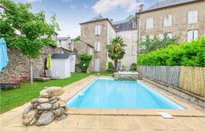 Amazing Apartment In Saint Jean Du Bruel With Outdoor Swimming Pool, Wifi And Private Swimming Pool