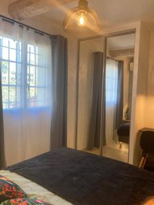 Maisons d'hotes Le Mas des Oliviers appartement 2 pieces tous conforts : photos des chambres