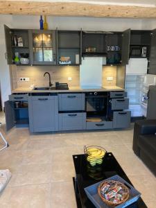 Maisons d'hotes Le Mas des Oliviers appartement 2 pieces tous conforts : photos des chambres