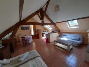 Appartements Appartement Archigny, 1 piece, 2 personnes - FR-1-541-90 : photos des chambres