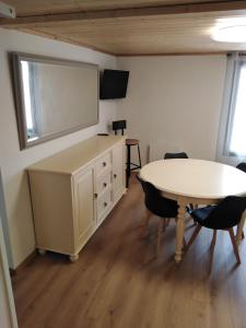 Appartements Superbe appartement neuf T3 6pers 45m2 : photos des chambres