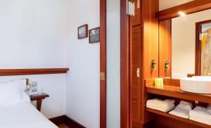 Hotels Hotel de La Plage : photos des chambres