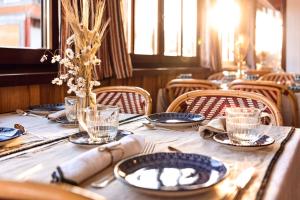 Hotels Hotel de La Plage : photos des chambres