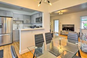 Central Miami Home about 10 Mi to Local Beaches!