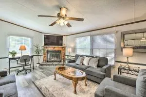 Charming Countryside Home with Covered Porch! - Eutaw