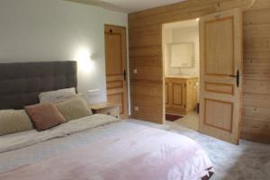 Chalets Chalet met 2 appartementen en prachtig uitzicht : photos des chambres