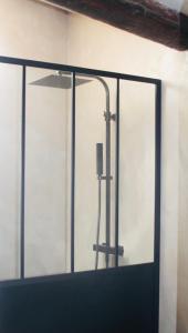 Duplex atypique rénové en plein centre du village