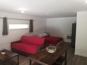 Le Grenadier - Saint-Mitre-les-Remparts