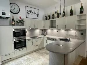 Le Gîte de Jean Thevenin, avec parking gratuit - Ay