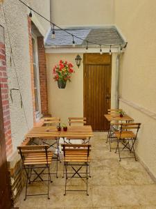 Maisons de vacances Le Gite de Jean Thevenin, avec parking gratuit : photos des chambres
