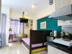 Mabolo Garden Flats Poolside Unit