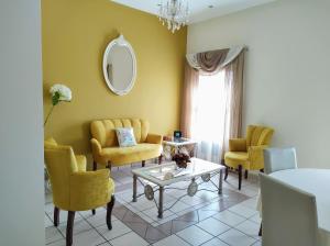 Departamento amplio con estacionamiento, WiFi rápido, equipado, muy cerca de Catedral