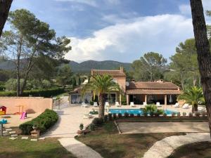 Villas Exceptionnel 4 etoiles - Grande Villa entre Cannes and Saint Tropez : photos des chambres