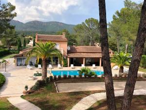 Villas Exceptionnel 4 etoiles - Grande Villa entre Cannes and Saint Tropez : photos des chambres