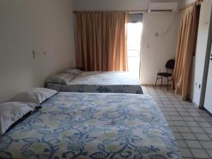 Apto que comporta até 12 pessoas